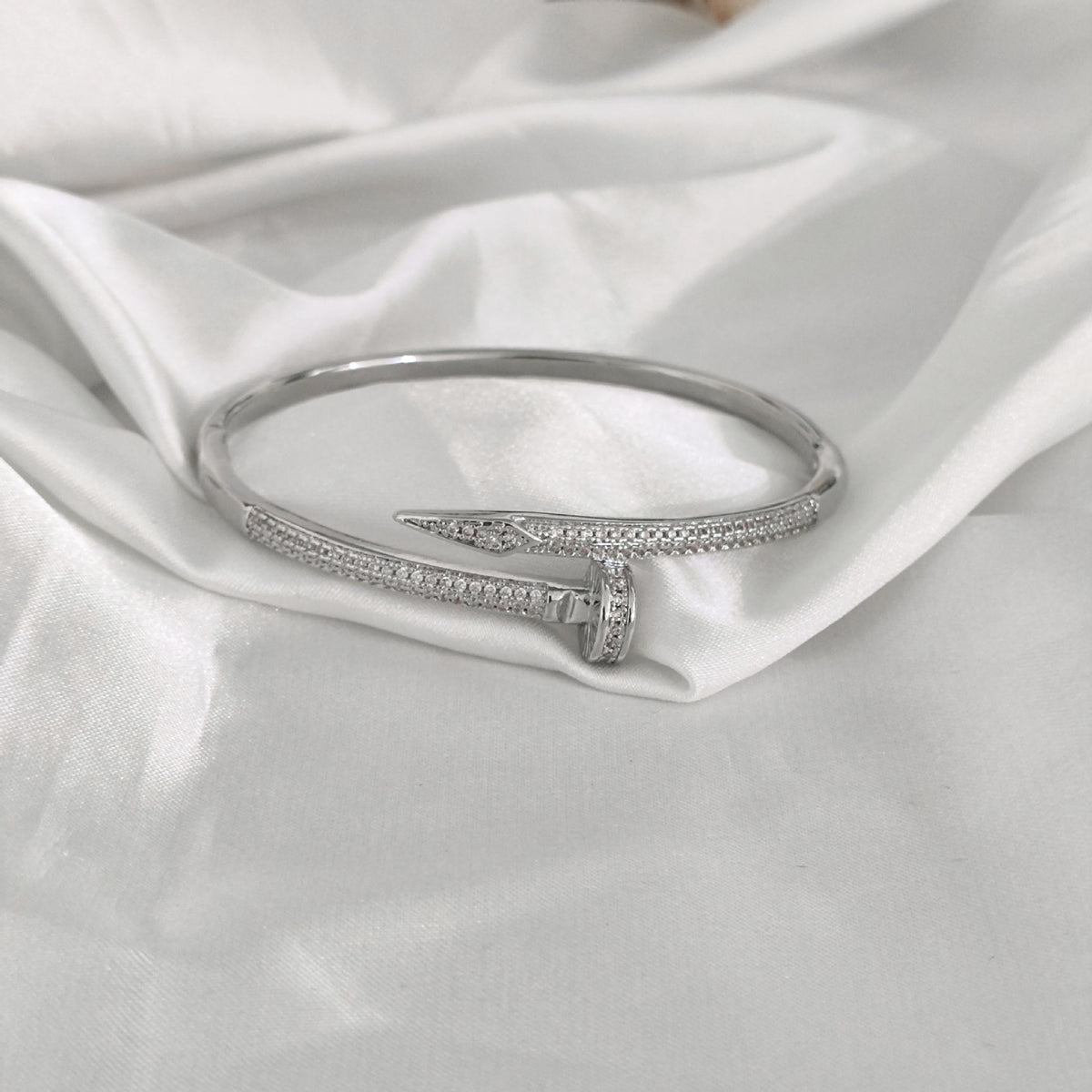 High Version V Gold Classic Full Rhinestone Stud Bracelet with Diamond-Encrusted Ends, Thick 18K Rose Gold Plated, Luxury Couple Bracelet